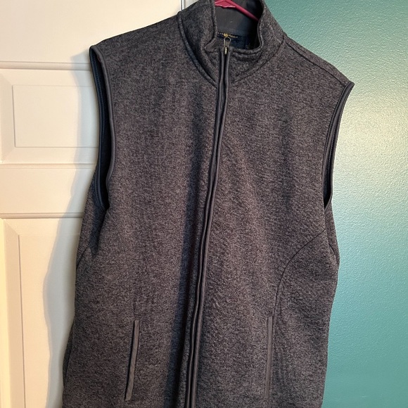 Club Room Other - Vest